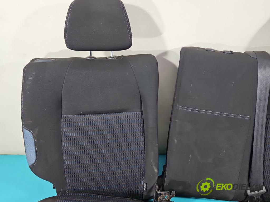 Peugeot 208 I 2012-2019 1.6 hdi 92 HP manual 68 kW 1560 cm3 5- Pohovka: zadné  (Sedačky, sedadlá)