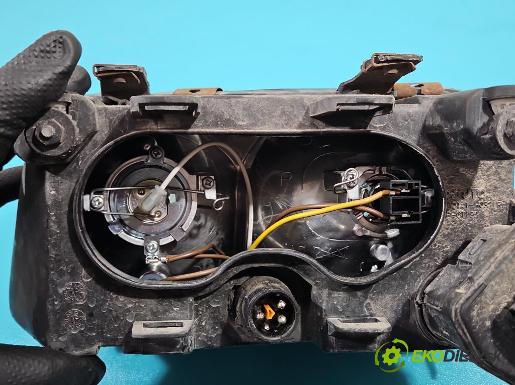 Audi A3 8L 1996-2003 1.9 tdi 90 HP manual 66 kW 1896 cm3 3- Reflektor: pravý  (Pravé)