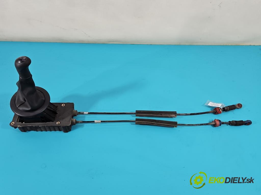 Renault Megane II 2003-2008 1.6 16V 113 HP manual 83 kW 1598 cm3 3- Páka: Změny: stupeň,rýchlosť 8200105010 (Rýchlostné páky / kulisy)