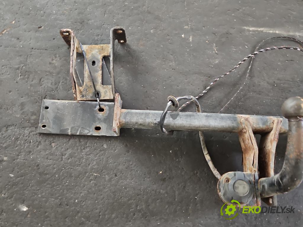 Opel Meriva A 2002-2010 1.7 cdti 101 hp manual 74 kW 1686 cm3 5- oko tažné  (Tažná zařízení)