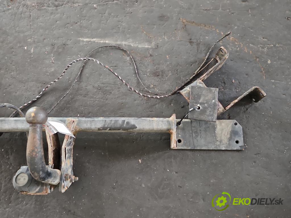 Opel Meriva A 2002-2010 1.7 cdti 101 hp manual 74 kW 1686 cm3 5- oko tažné  (Tažná zařízení)