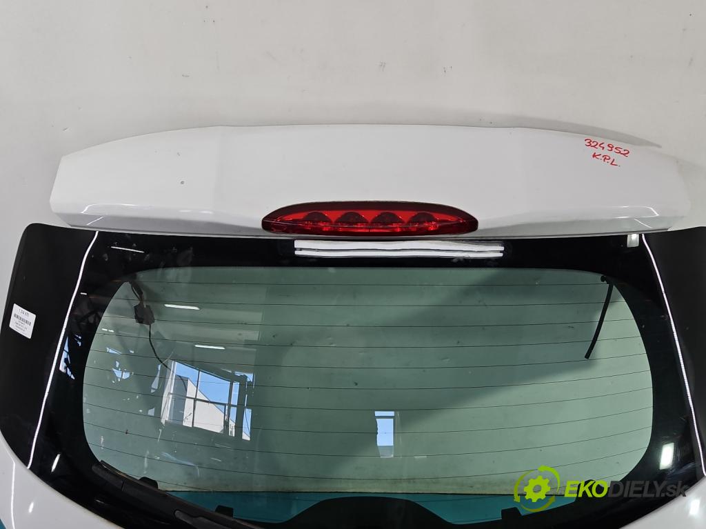 Peugeot 208 I 2012-2019 1.6 hdi 92 hp manual 68 kW 1560 cm3 5- zadní kufrové dveře  (Zadní kapoty)