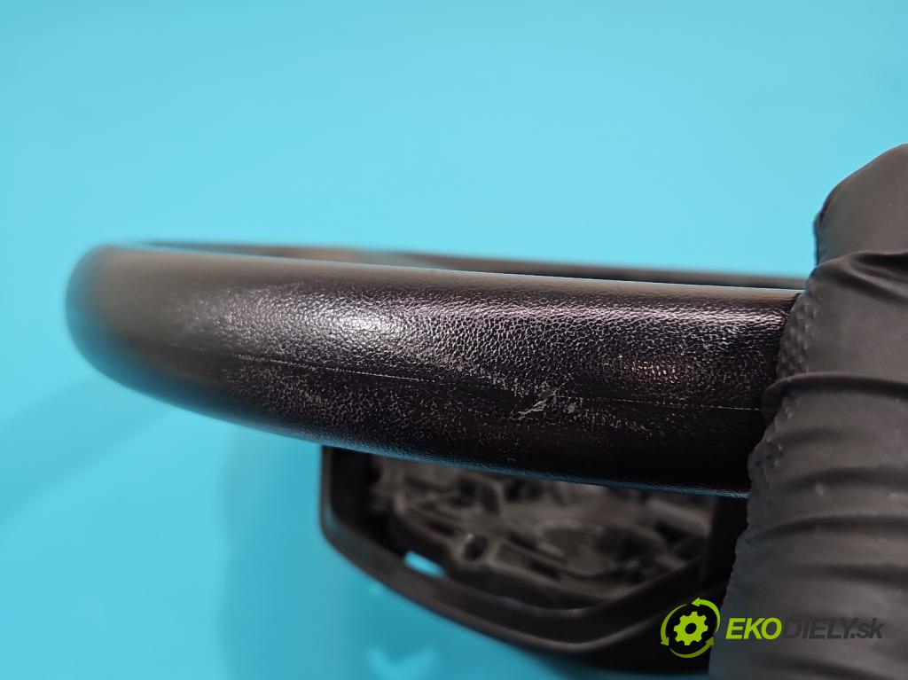 Peugeot 208 I 2012-2019 1.6 hdi 92 HP manual 68 kW 1560 cm3 5- volant  (Volanty)