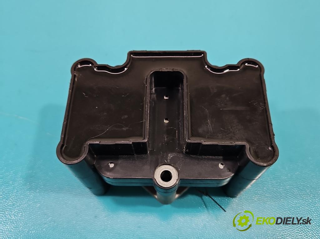 Vw Passat B5 1995-2005 1.6b 101 HP manual 74 kW 1595 cm3 5- cievka zapaľovacia  (Zapaľovacie cievky, moduly)