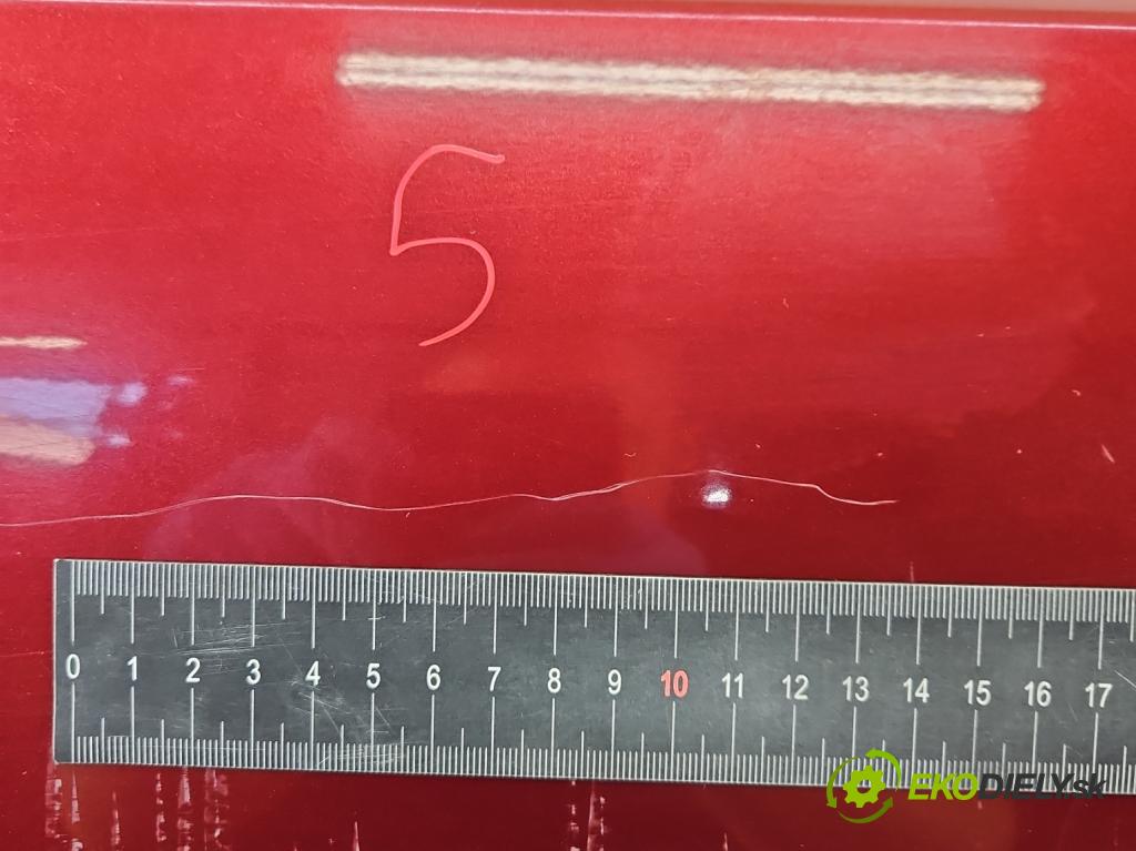 Fiat Seicento 0.9b 39 HP manual 29 kW 900 cm3 3- dvere predné pravé  (Ostatné)