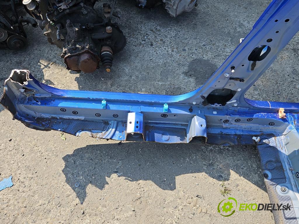 Toyota Yaris III 2011-2020 1.5 VVTi 111KM manual 82 kW 1496 cm3 5- práh pravý  (Ostatní)