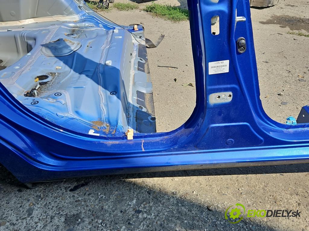 Toyota Yaris III 2011-2020 1.5 VVTi 111KM manual 82 kW 1496 cm3 5- práh pravý  (Ostatní)