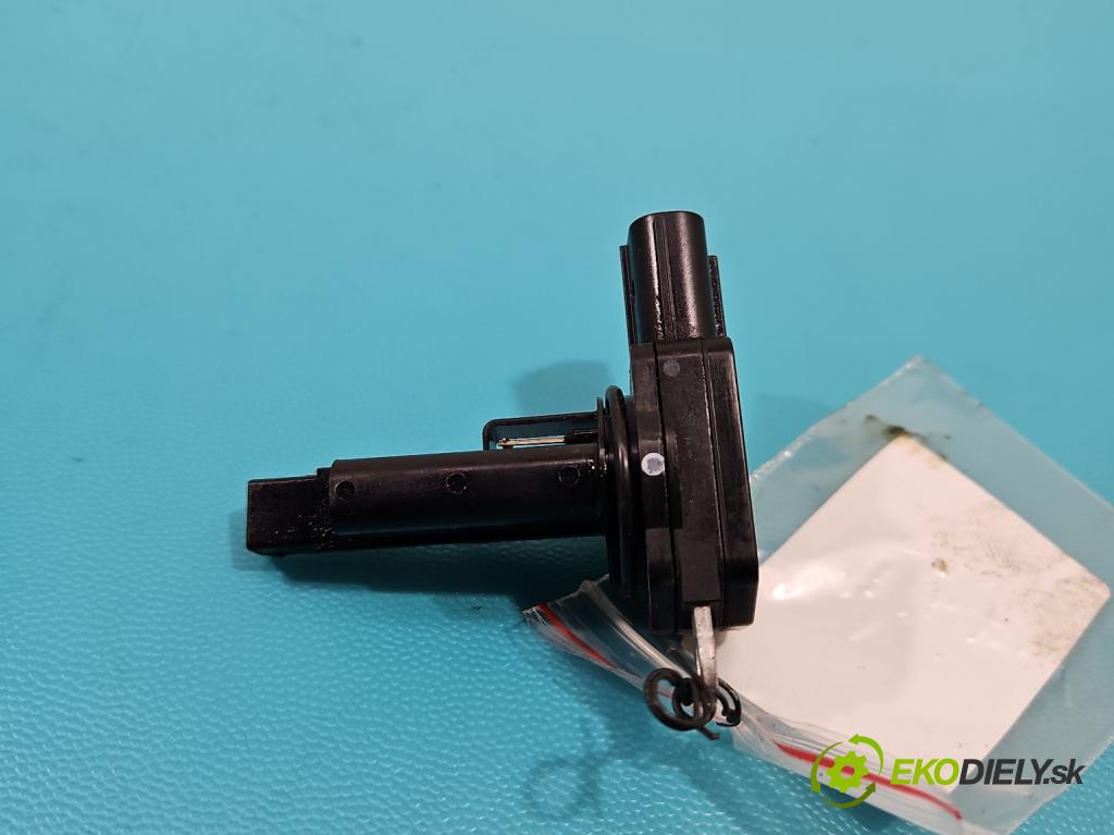 Toyota Yaris III 2011-2020 1.5 VVTi 111KM manual 82 kW 1496 cm3 5- průtokoměr: 22204-0V020 (Váhy vzduchu)