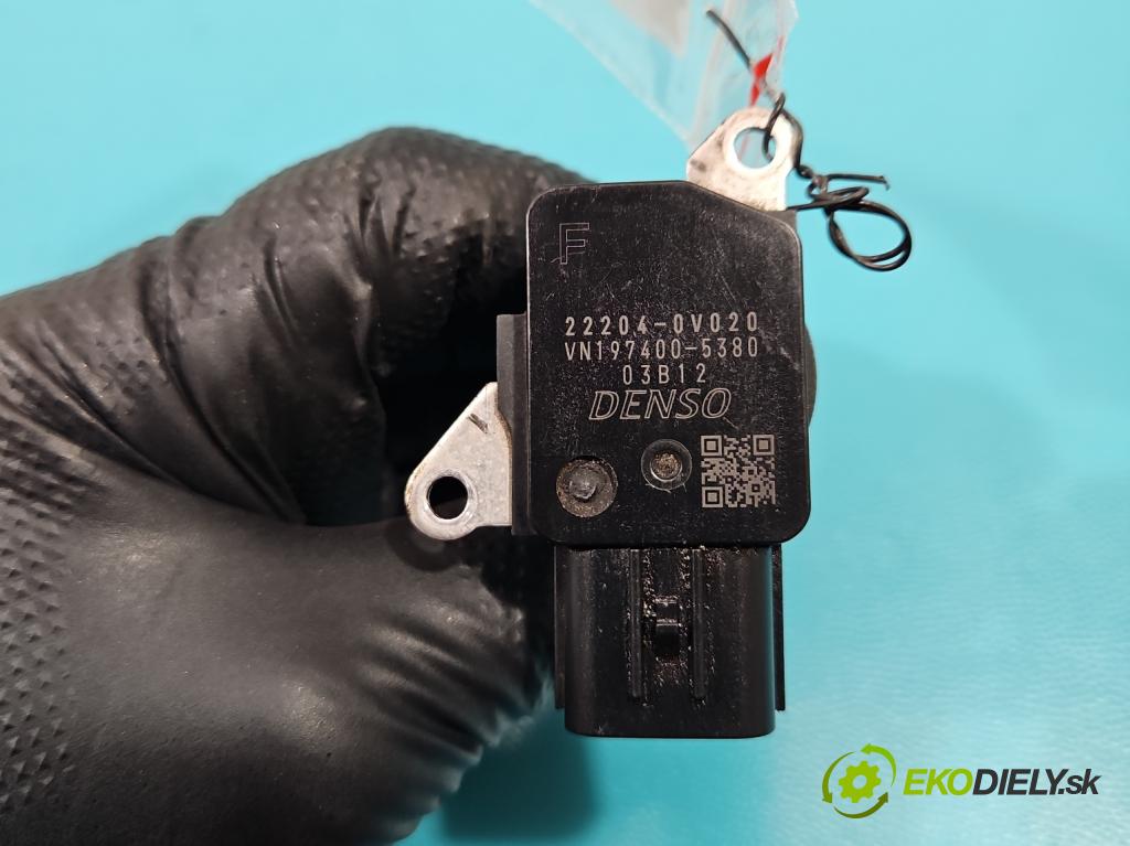 Toyota Yaris III 2011-2020 1.5 VVTi 111KM manual 82 kW 1496 cm3 5- průtokoměr: 22204-0V020 (Váhy vzduchu)