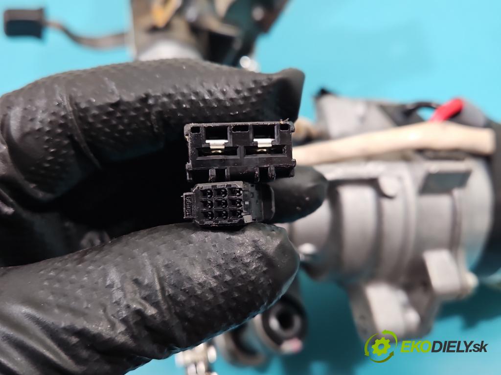 Toyota Yaris III 2011-2020 1.5 VVTi 111KM manual 82 kW 1496 cm3 5- čerpadlo posilovač 45250-0D194 (Servočerpadlá, pumpy riadenia)