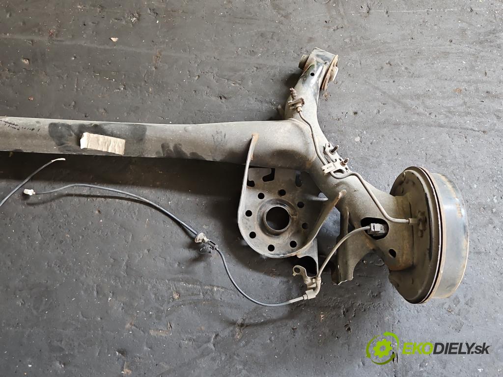 Toyota Yaris III 2011-2020 1.5 VVTi 111KM manual 82 kW 1496 cm3 5- zadní výztuha  (Výztuhy zadní)