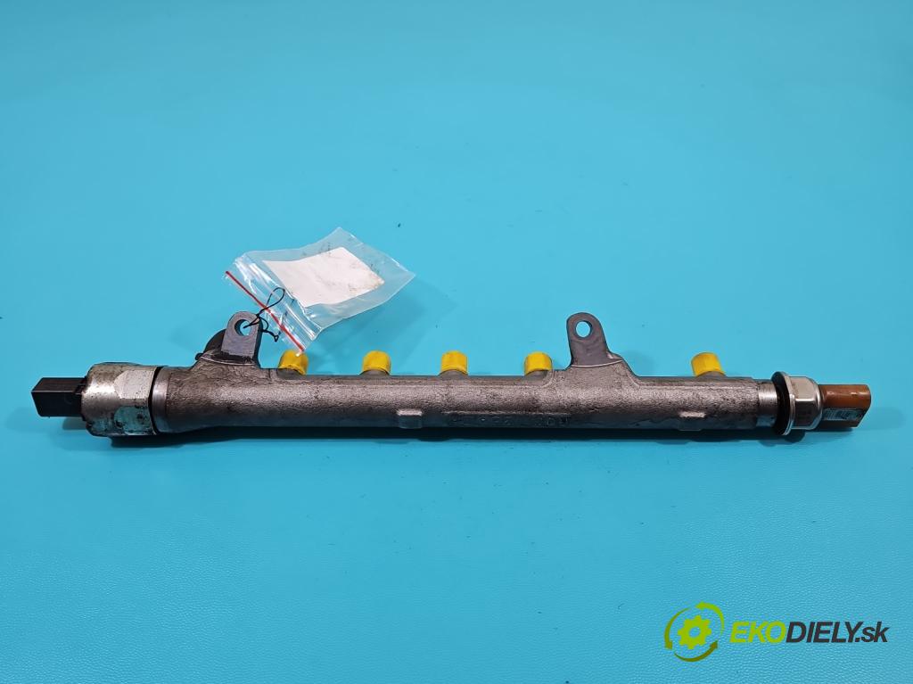 Skoda Superb II 2008-2015 1.6 tdi 105 HP manual 77 kW 1598 cm3 5- lišta vstrekovacia 03L130089B (Vstrekovacie lišty)