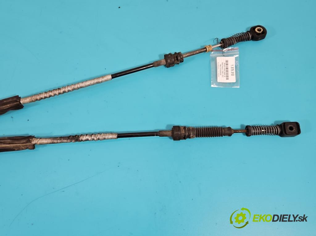 Skoda Superb II 2008-2015 1.6 tdi 105 HP manual 77 kW 1598 cm3 5- Páka: Změny: stupeň,rýchlosť 3T0711049D (Rýchlostné páky / kulisy)