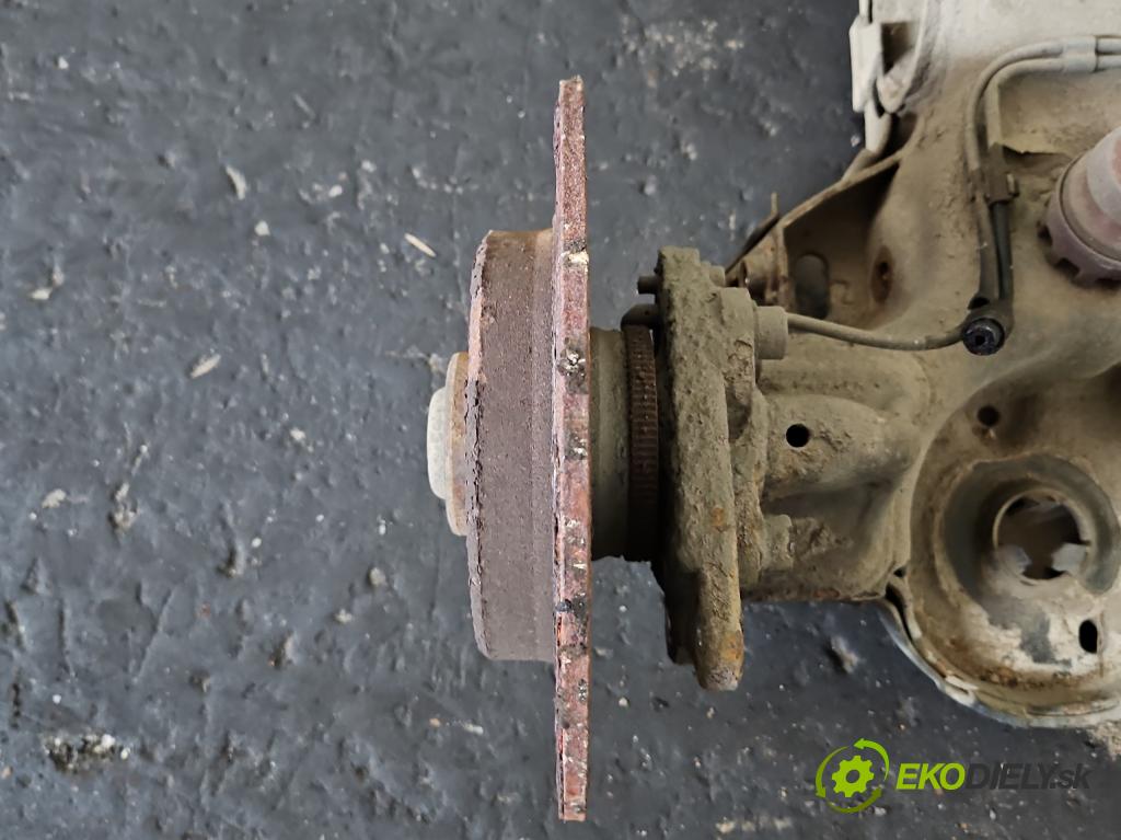 Peugeot 208 I 2012-2019 1.6 hdi 92 hp manual 68 kW 1560 cm3 5- zadní výztuha  (Výztuhy zadní)