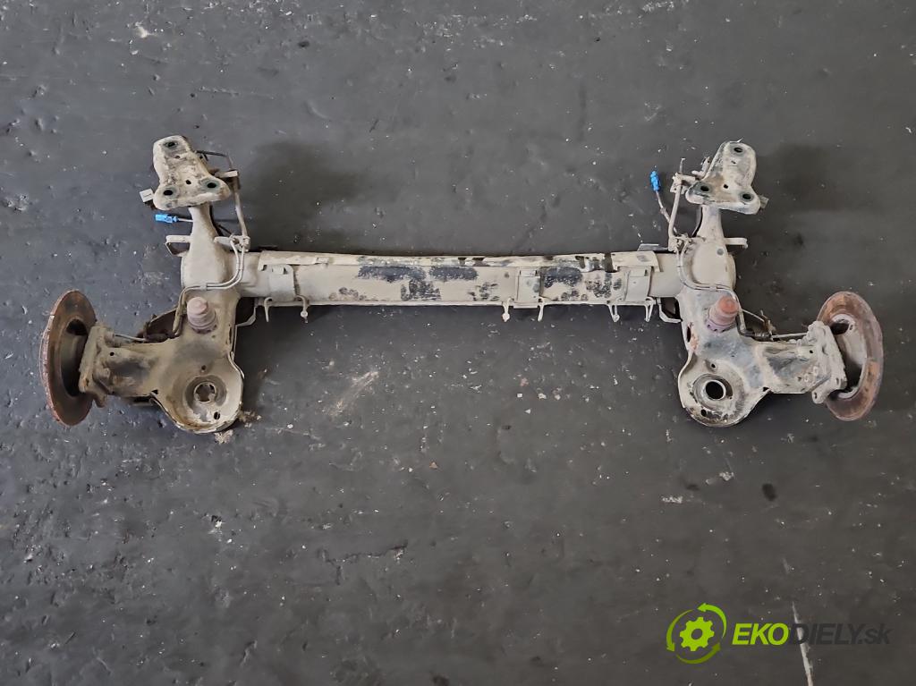 Peugeot 208 I 2012-2019 1.6 hdi 92 hp manual 68 kW 1560 cm3 5- zadní výztuha  (Výztuhy zadní)