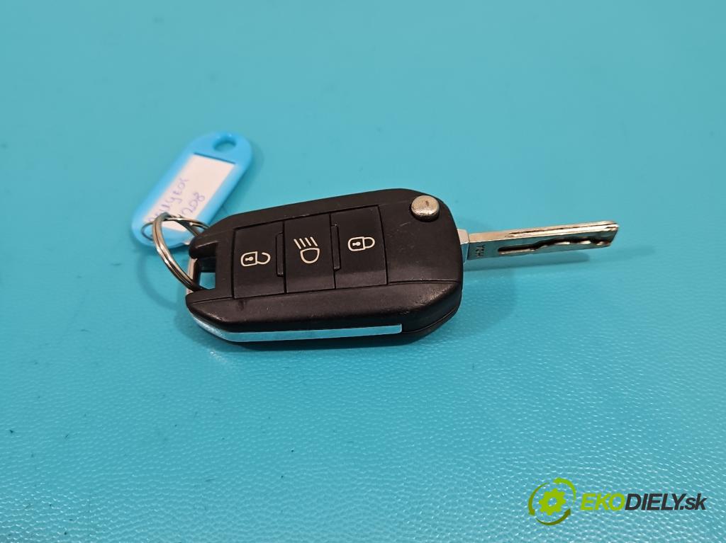 Peugeot 208 I 2012-2019 1.6 hdi 92 hp manual 68 kW 1560 cm3 5- řídící jednotka motoru 0281018228