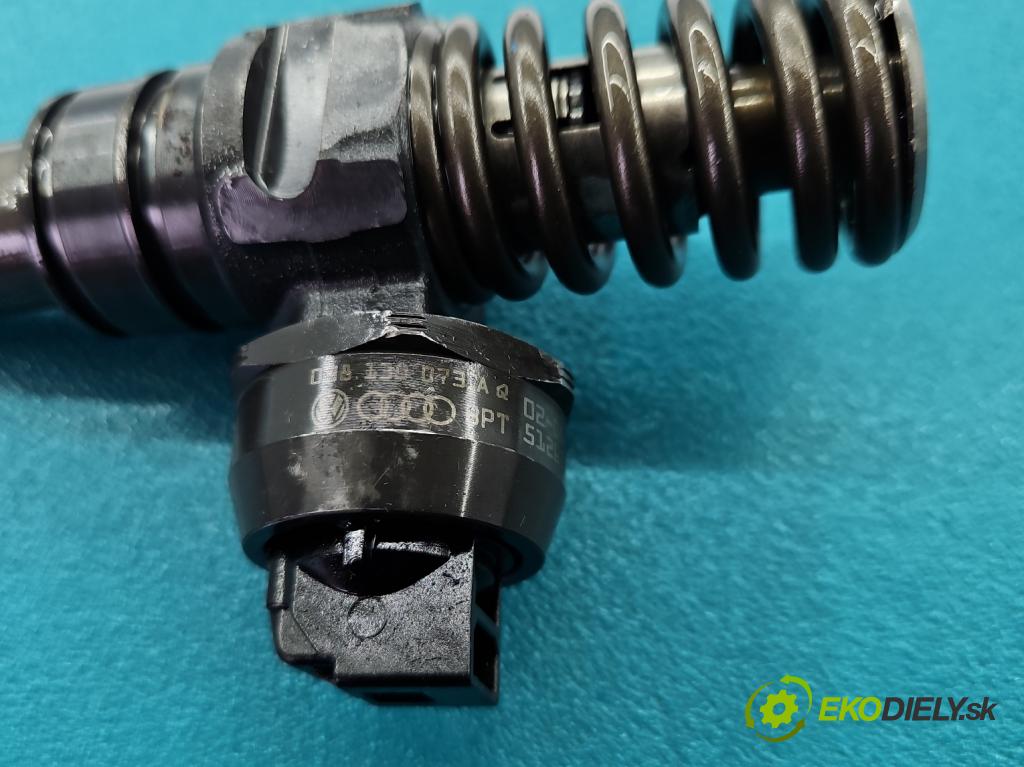 Vw Bora 1.9 tdi 101 HP manual 74 kW 1896 cm3 5- vstrekovacie čerpadlo 0414720213 (Vstrekovače)