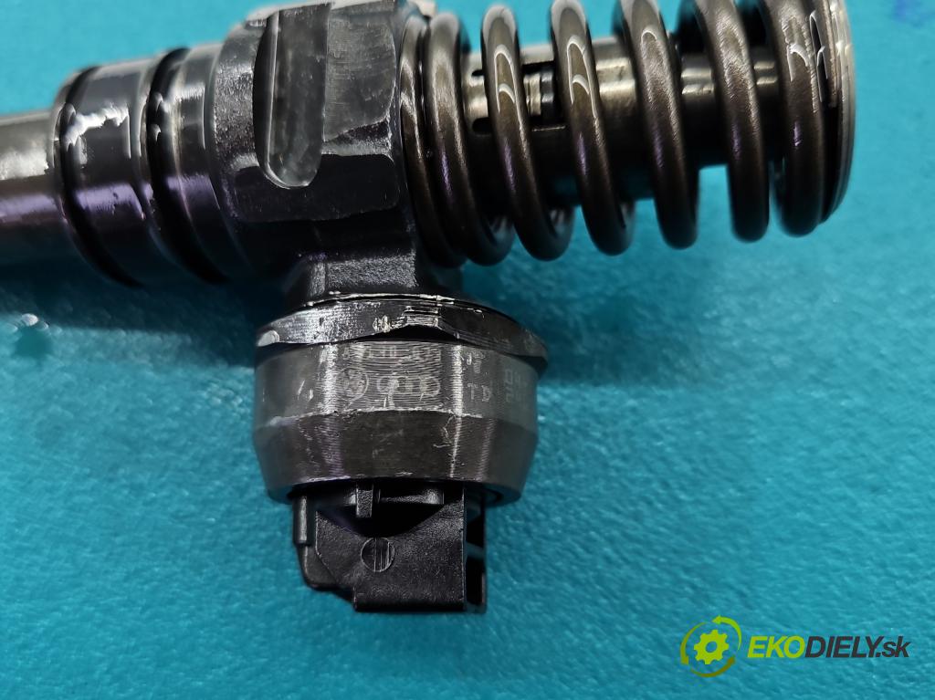Vw Golf IV 1997-2003 1.9 tdi 101 HP manual 74 kW 1896 cm3 5- vstrekovacie čerpadlo 0414720037 (Vstrekovače)