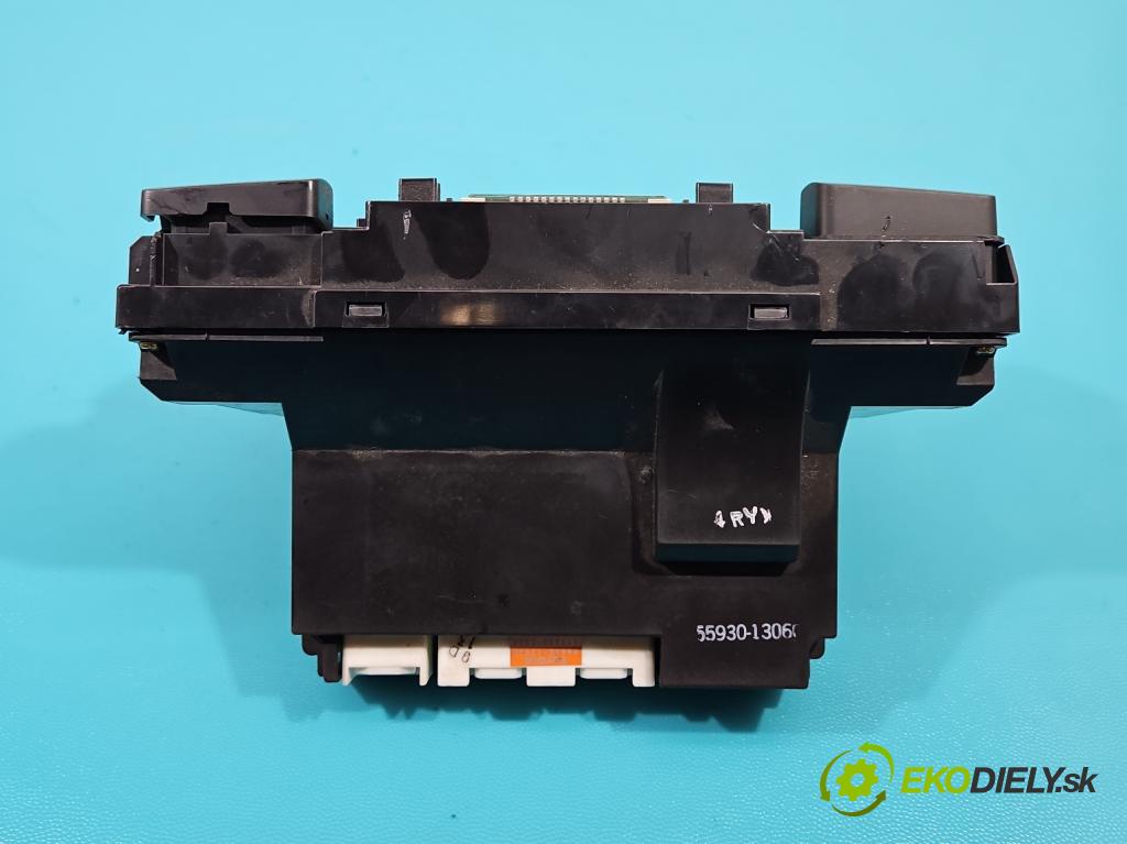 Toyota Corolla E12 2001-2009 2.0 D4D 90 HP manual 66 kW 1995 cm3 3- panel kúrenia 88650-13030