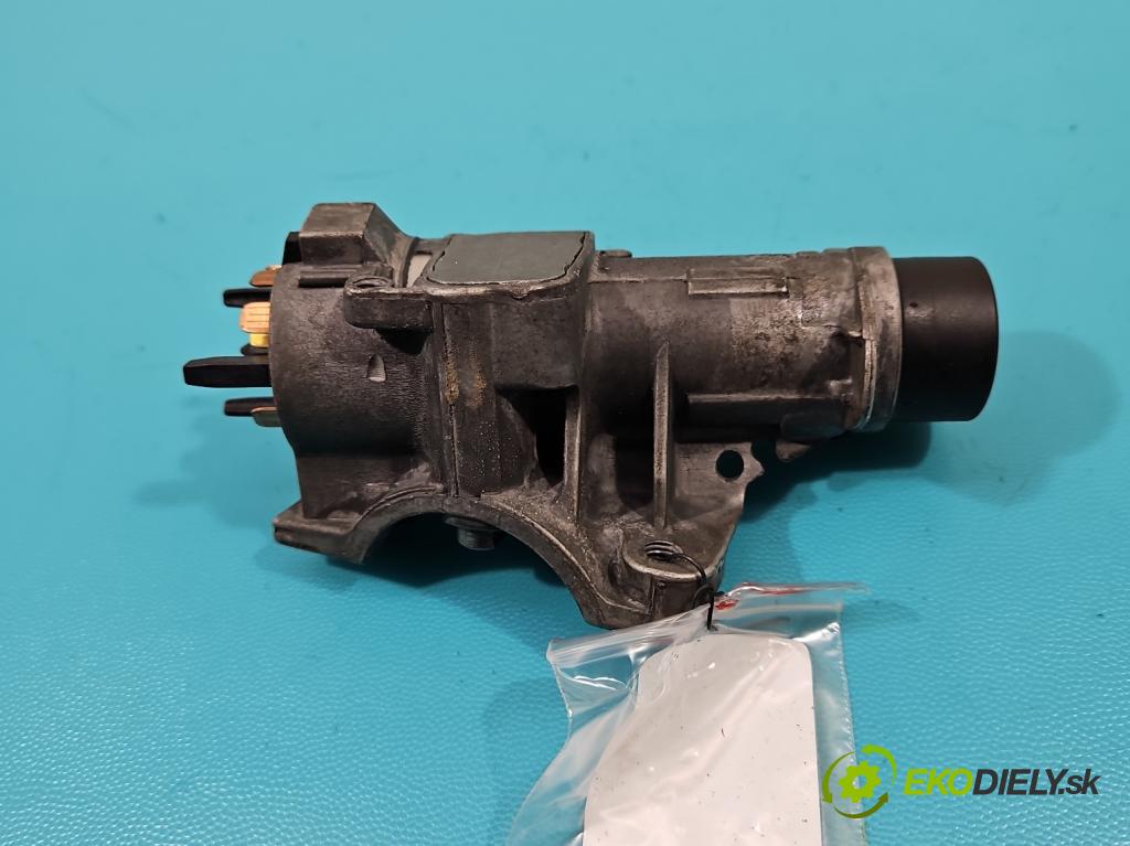 Seat Leon I 1999-2005 1.6 16v 105 HP manual 77 kW 1598 cm3 5- Spínačka 4B0905851C (Spínacie skrinky a kľúče)