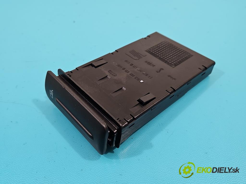 Seat Leon I 1999-2005 1.6 16v 105 HP manual 77 kW 1598 cm3 5- Rukojeť: na nápoje:  (Úchyty, držiaky na nápoje)