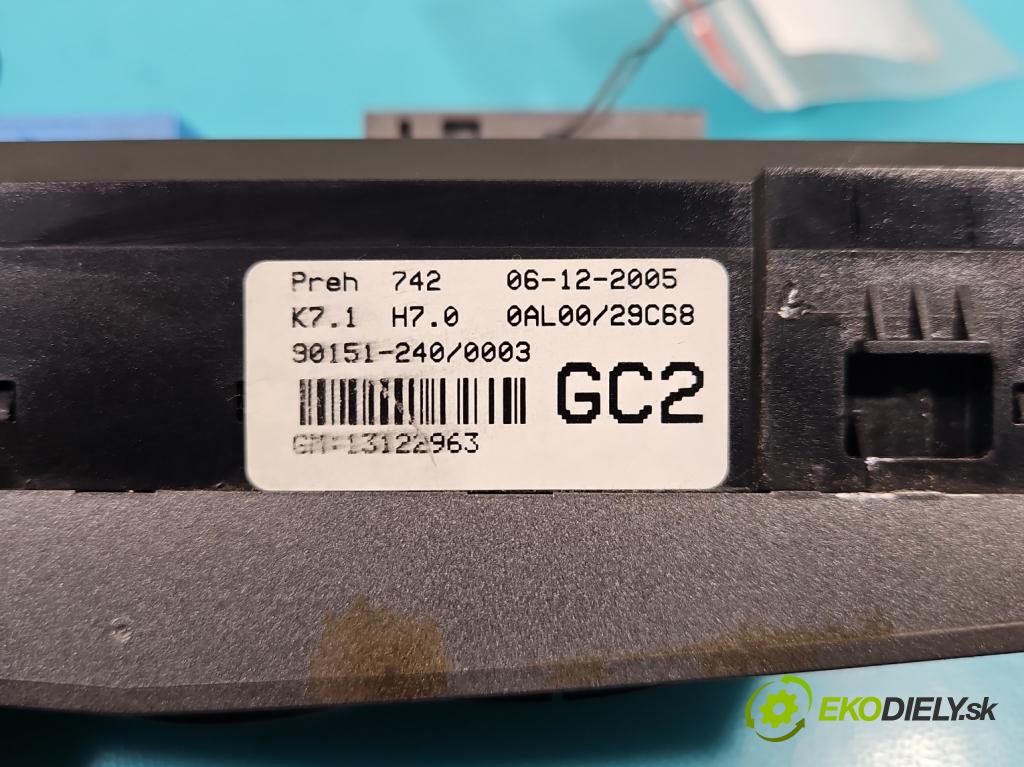Opel Astra III 2004-2014 1.6 16V 105 HP manual 77 kW 1598 cm3 5- panel kúrenia 13122963