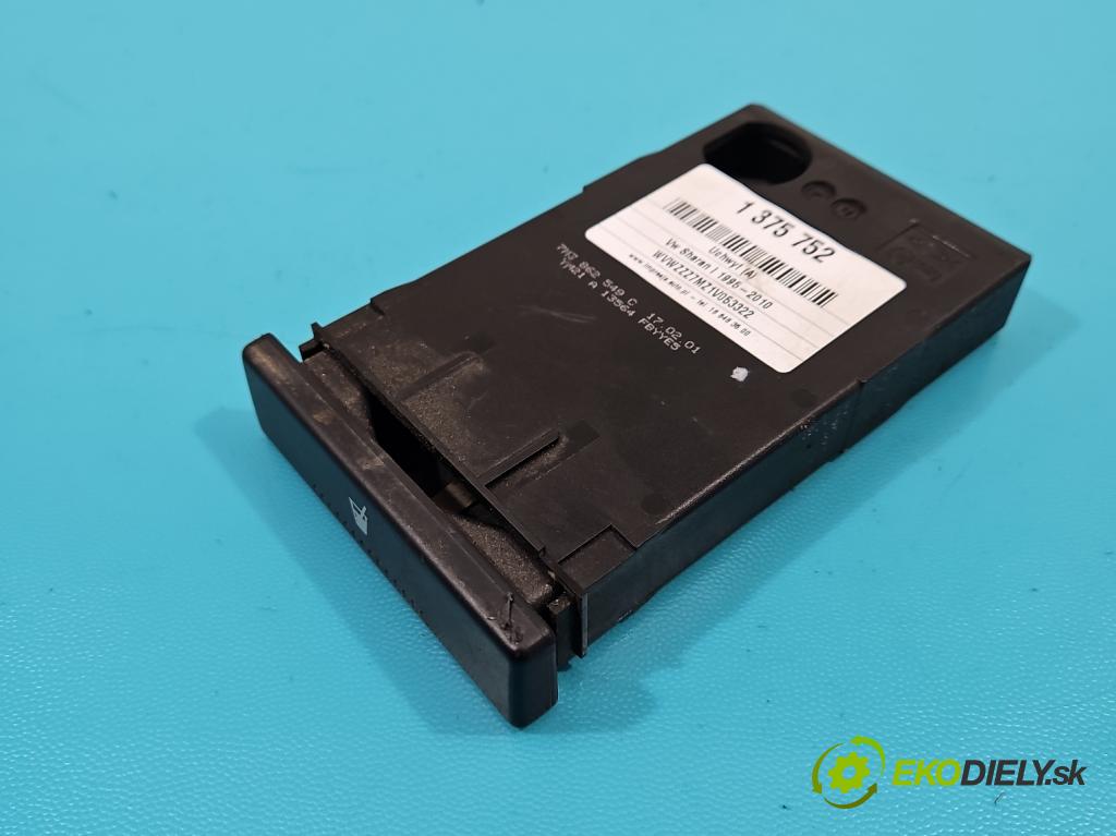 Vw Sharan I 1995-2010 1.9 TDI 116 HP manual 85 kW 1896 cm3 5- Rukojeť: na nápoje:  (Úchyty, držiaky na nápoje)