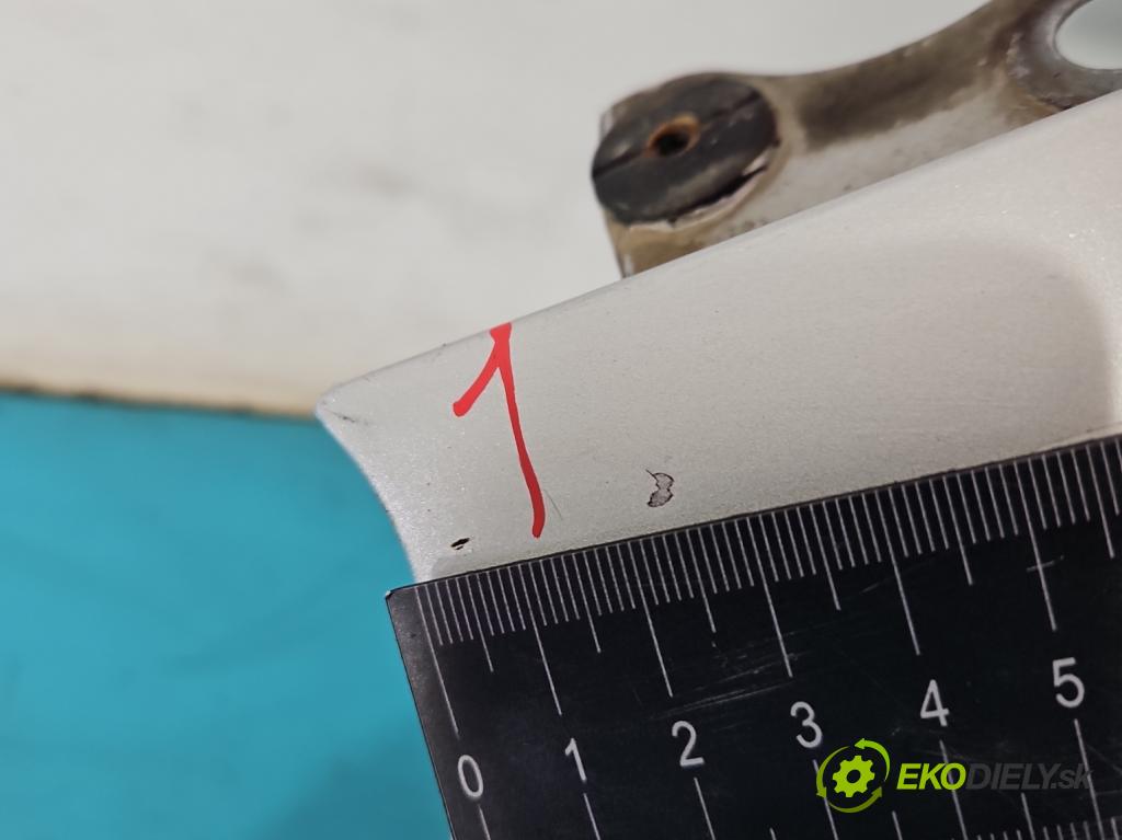 Opel Corsa C 2000-2006 1.2 16V 80 hp manual 59 kW 1229 cm3 5- blatnik přední levý  (Predné ľavé)