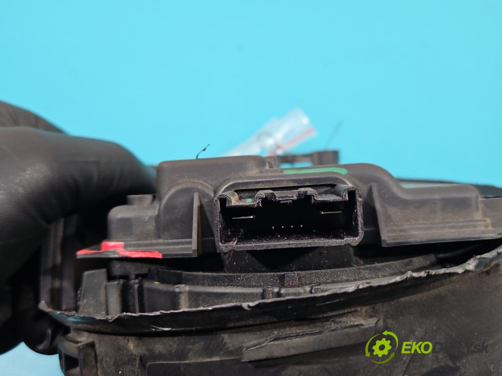 Peugeot 407 1.6 HDI 109 HP manual 80 kW 1560 cm3 5- ventilátor vzduchu 4PUH-18456-BA