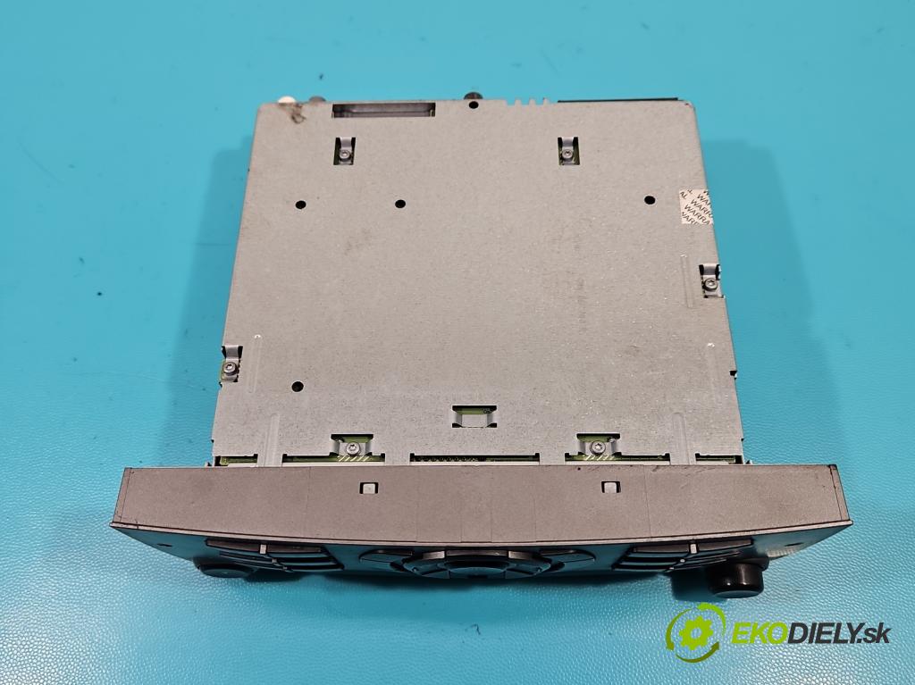 Peugeot 407 1.6 HDI 109 HP manual 80 kW 1560 cm3 5- Radio originál 9660647677