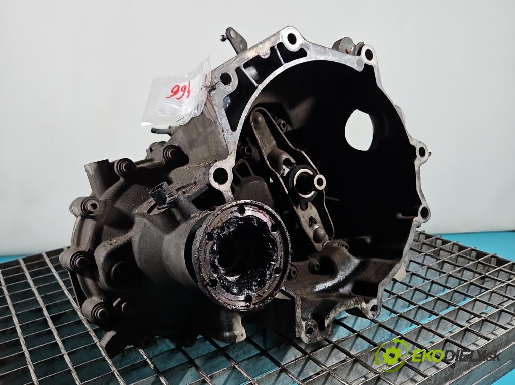 Vw Fox 1.2 6V 54 HP manual 40 kW 1198 cm3 3- prevodovka stupeň,rýchlosť manual HUY