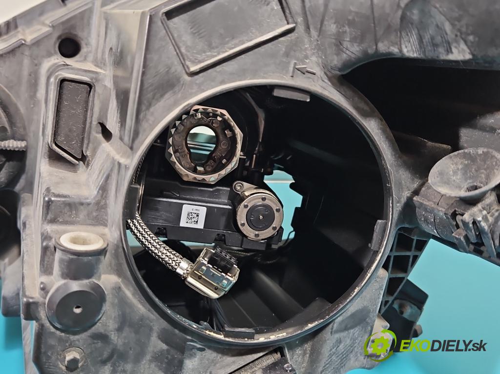 Opel Zafira C 2012-2019 Tourer 2.0 CDTI 165 HP manual 121 kW 1956 cm3 5- Reflektor: pravý 030126328200 (Pravé)