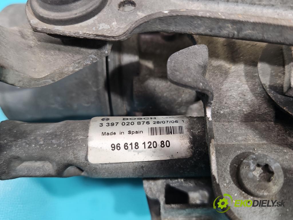 Peugeot 407 1.6 HDI 109 hp manual 80 kW 1560 cm3 5- motor stěračů přední 0390241969