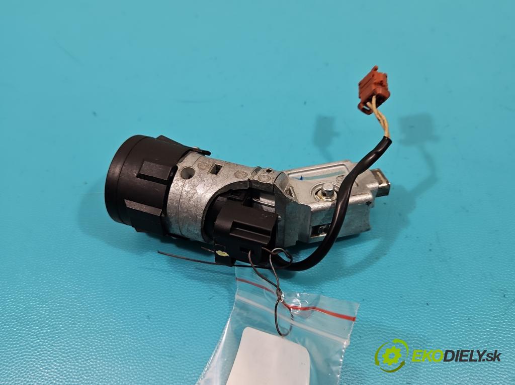 Peugeot 407 2.0 HDI 136 HP manual 100 kW 1997 cm3 5- Spínačka  (Spínacie skrinky a kľúče)