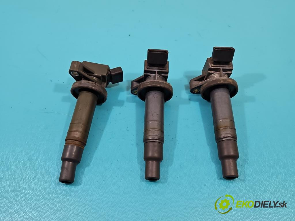 Peugeot 107 1.0b 68 HP manual 50 kW 998 cm3 3- cievka zapaľovacia 90080-18019 (Zapaľovacie cievky, moduly)