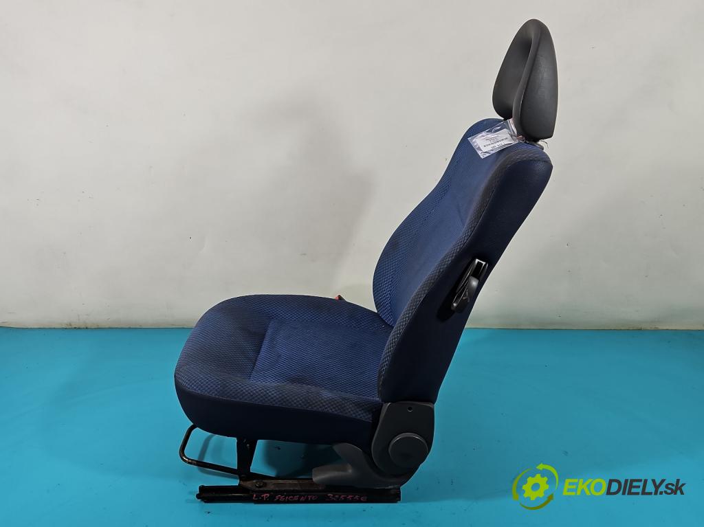 Fiat Seicento 0.9b 39 HP manual 29 kW 899 cm3 3- Sedačka ľavý  (Sedačky, sedadlá)