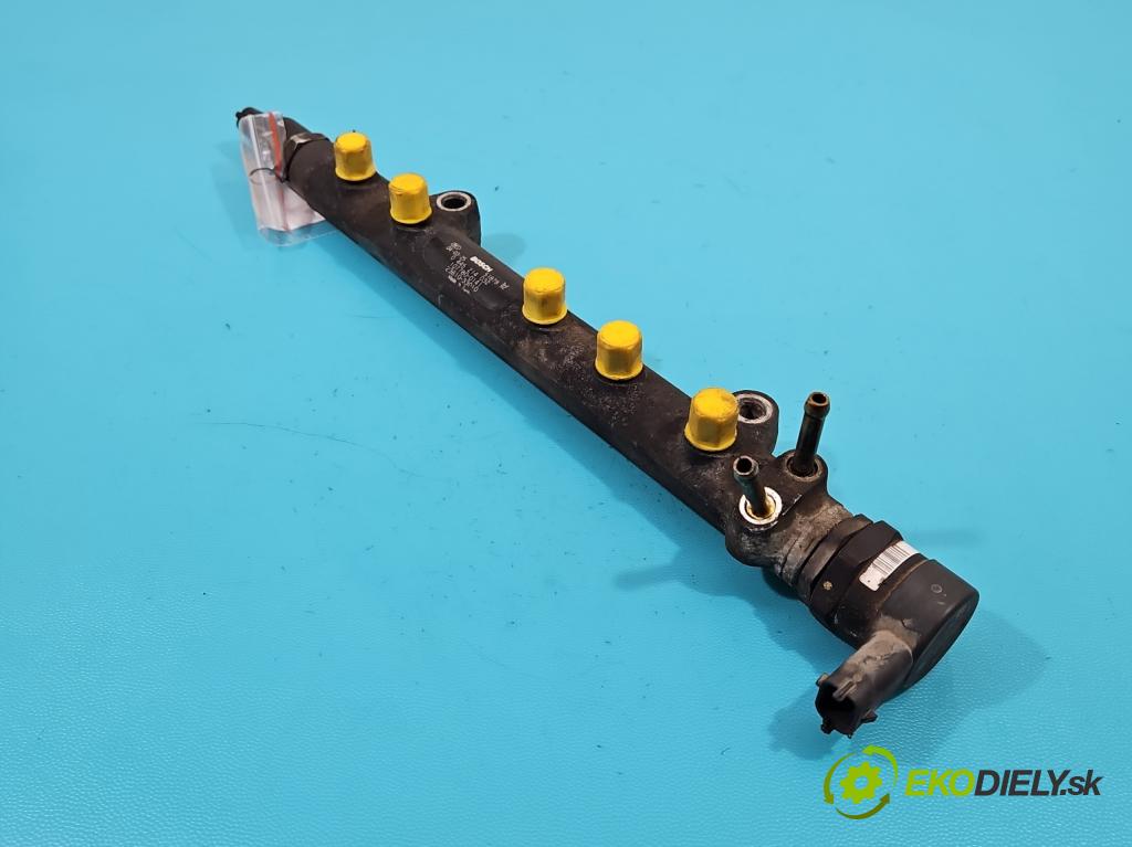 Toyota Yaris I 1999-2005 1.4 D4D 75 HP manual 55 kW 1364 cm3 5- lišta vstrekovacia 23280-33010 (Vstrekovacie lišty)