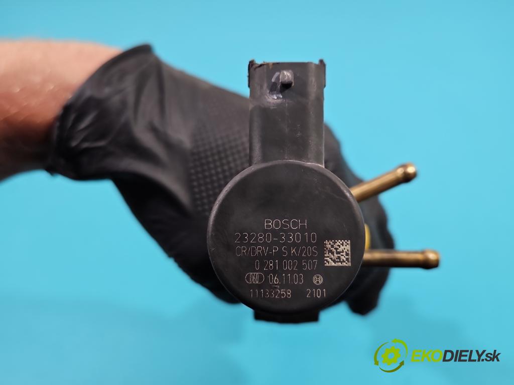 Toyota Yaris I 1999-2005 1.4 D4D 75 HP manual 55 kW 1364 cm3 5- lišta vstrekovacia 23280-33010 (Vstrekovacie lišty)