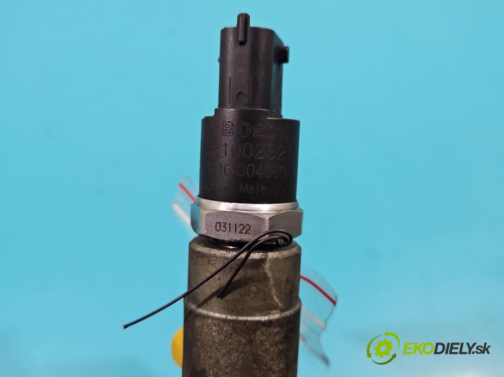 Toyota Yaris I 1999-2005 1.4 D4D 75 HP manual 55 kW 1364 cm3 5- lišta vstrekovacia 23280-33010 (Vstrekovacie lišty)