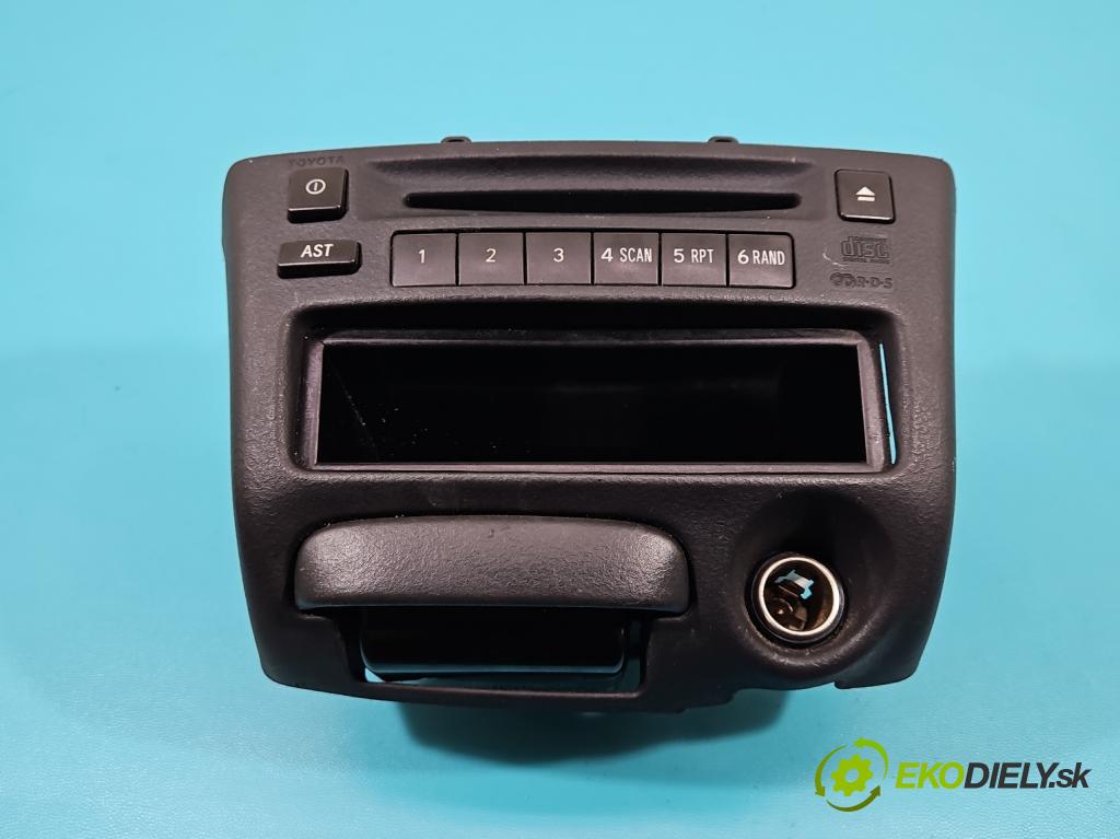 Toyota Yaris I 1999-2005 1.4 D4D 75 HP manual 55 kW 1364 cm3 5- Radio originál 86120-52390