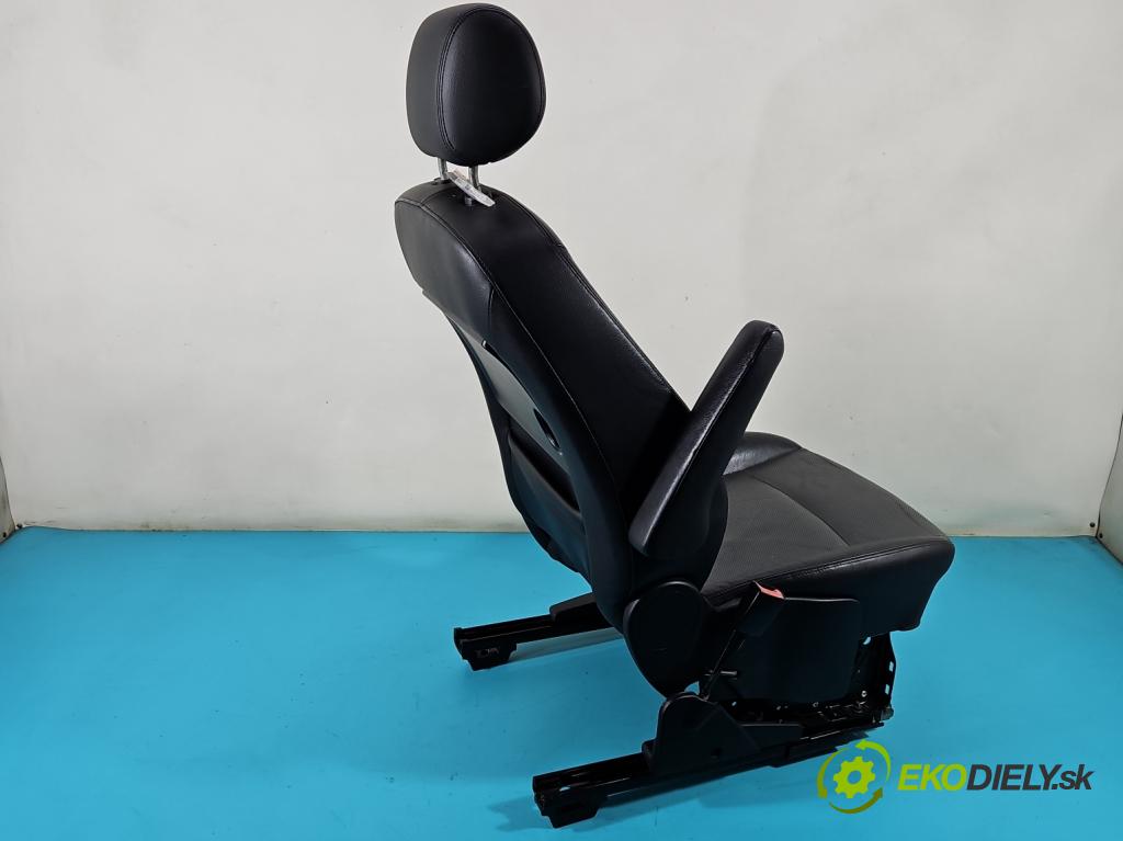 Ford Galaxy Mk2 2006-2015 1.8 TDCI 125 HP manual 92 kW 1753 cm3 5- Sedačka ľavý  (Sedačky, sedadlá)