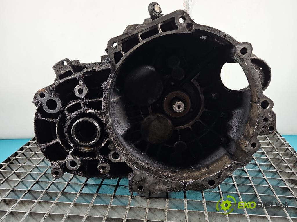 Vw Golf IV 1997-2003 1.9 TDI 116 HP manual 85 kW 1900 cm3 5- prevodovka stupeň,rýchlosť manual DRV