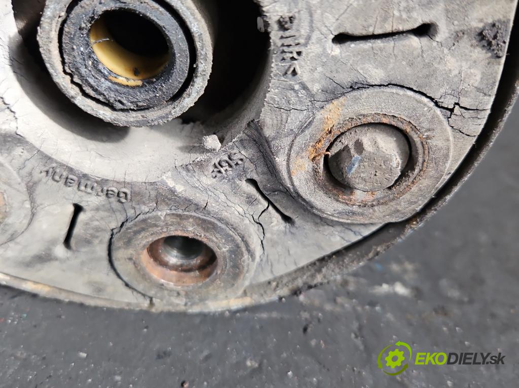 Vw Golf IV 1997-2003 1.9 TDI 116 HP manual 85 kW 1900 cm3 5- Hřídel: zadné  (Kardaňové hriadele)