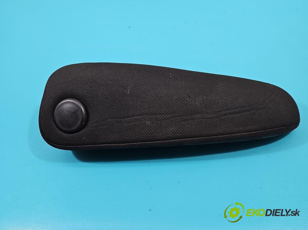 Toyota Corolla Verso II 2004-2009 1.8 VVTI 129 HP automatic 95 kW 1794 cm3 5- operadlo  (Lakťové opierky)