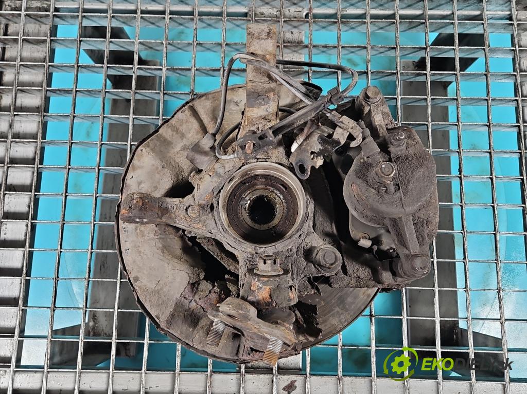 Toyota Corolla Verso II 2004-2009 1.8 VVTI 129 HP automatic 95 kW 1794 cm3 5- náboj ľavé  (Náboje)