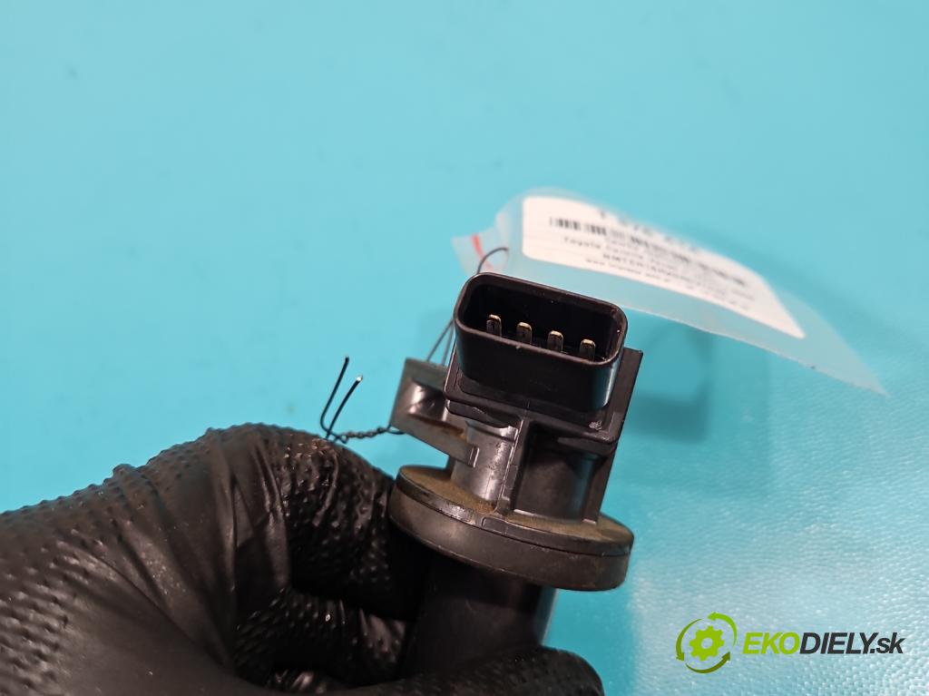 Toyota Corolla Verso II 2004-2009 1.8 VVTI 129 HP automatic 95 kW 1794 cm3 5- cievka zapaľovacia 90919-02239 (Zapaľovacie cievky, moduly)