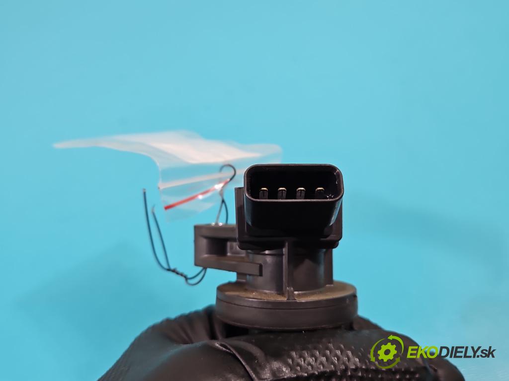 Toyota Corolla Verso II 2004-2009 1.8 VVTI 129 HP automatic 95 kW 1794 cm3 5- cievka zapaľovacia 90919-02239 (Zapaľovacie cievky, moduly)