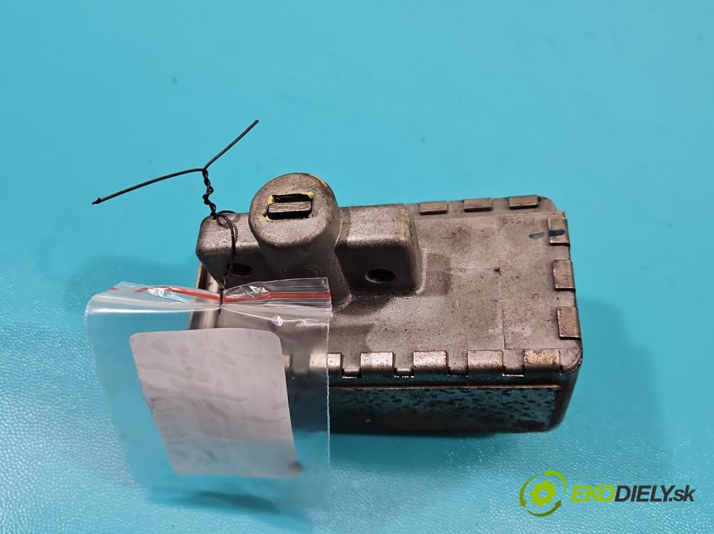 Toyota Corolla Verso II 2004-2009 1.8 VVTI 129 HP automatic 95 kW 1794 cm3 5- Blokáda: řízení: 450200F1 (Ostatné)