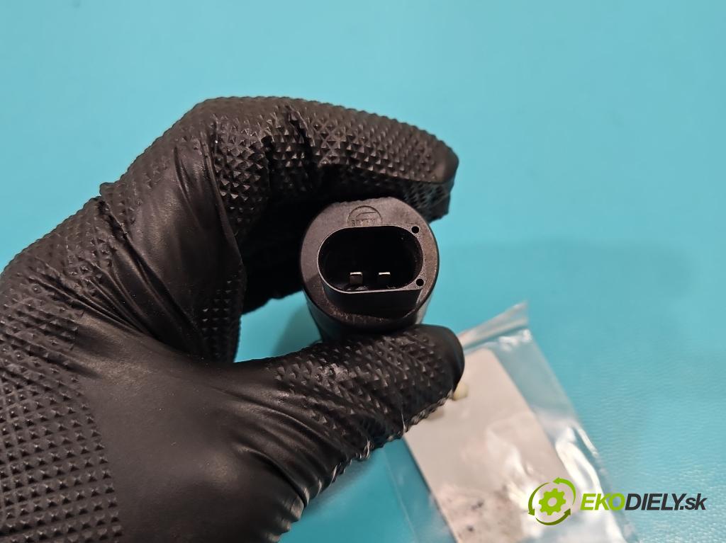 Opel Zafira C 2012-2019 Tourer 2.0 CDTI 165 HP manual 121 kW 1956 cm3 5- pompa ostrekovačov 13349273 (Motorčeky, čerpadlá ostrekovačov)