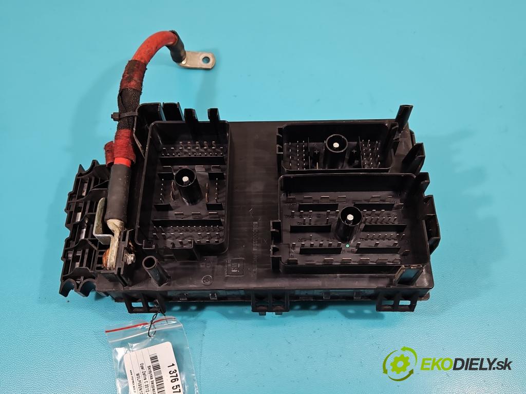 Opel Zafira C 2012-2019 Tourer 2.0 CDTI 165 hp manual 121 kW 1956 cm3 5- skříňka pojistková 13343769 (Pojistkové skříňky)